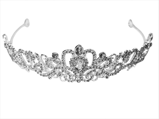 How to Style a Tiara Without Looking Costume