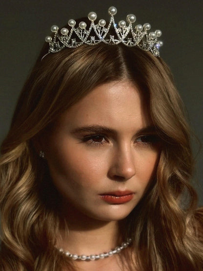 Eternal Grace Pearl Bridal Tiara – Silver Faux Pearl Wedding Crown – Elegant Halo Headpiece